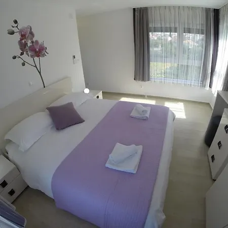 Villa Leona Trogir